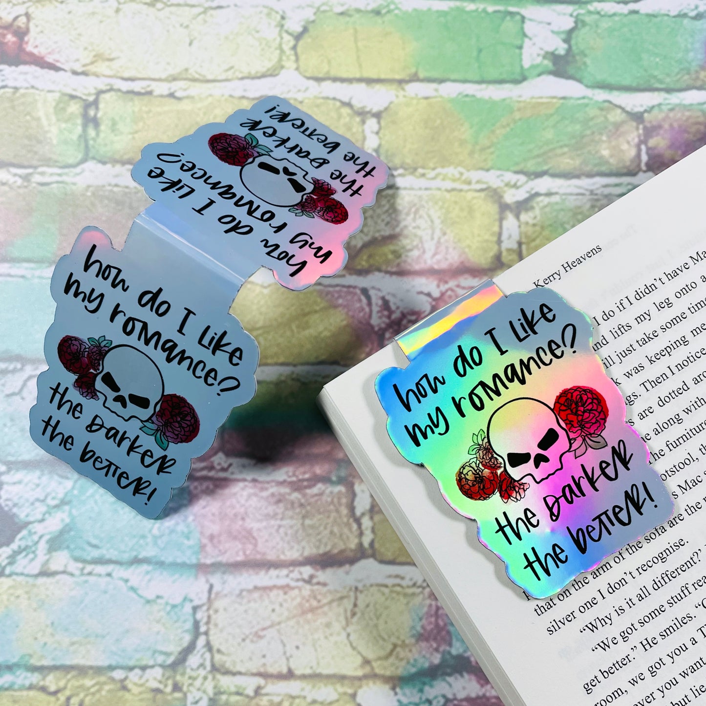 How Do I Like My Romance? The Darker the Better - Magnetic Bookmark
